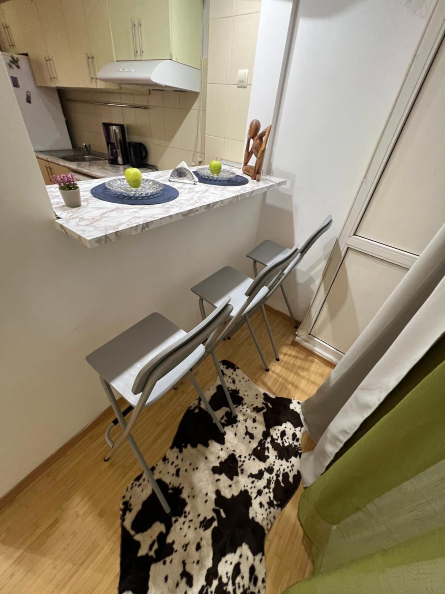 Kiwi Apart-Hotel 1Br Wi-Fi Free - Close To Old Town - Cozy Location - Shorter Or Longer Stay - R&M Boutique Бухарест Екстер'єр фото